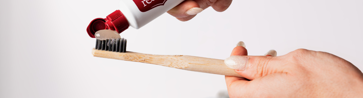 Red Seal Whitening Toothpaste 100g hero image