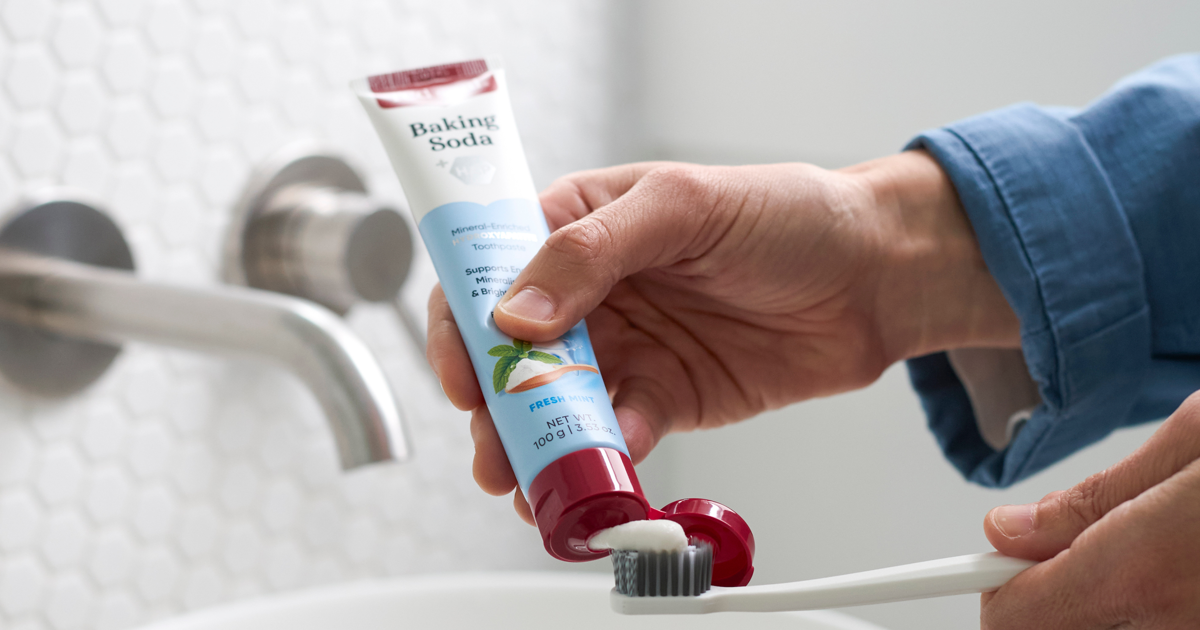 ペイスティ（クリアベース） Red Seal Hydroxyapatite Toothpaste | NATRUE‑Certified - Red Seal US