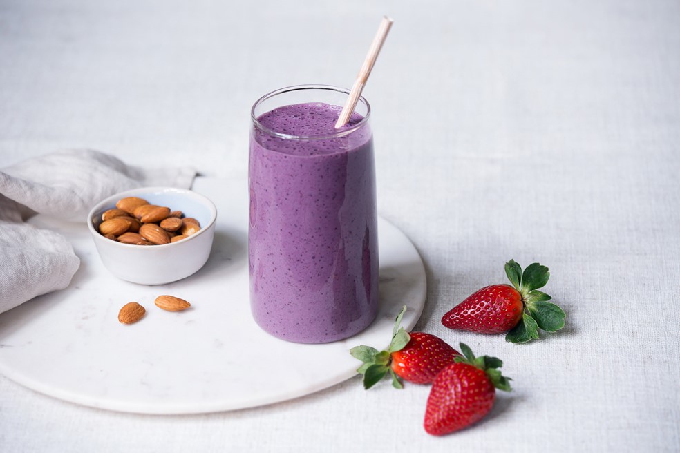 Red Seal Almond Berry Protein Smoothie Recipe